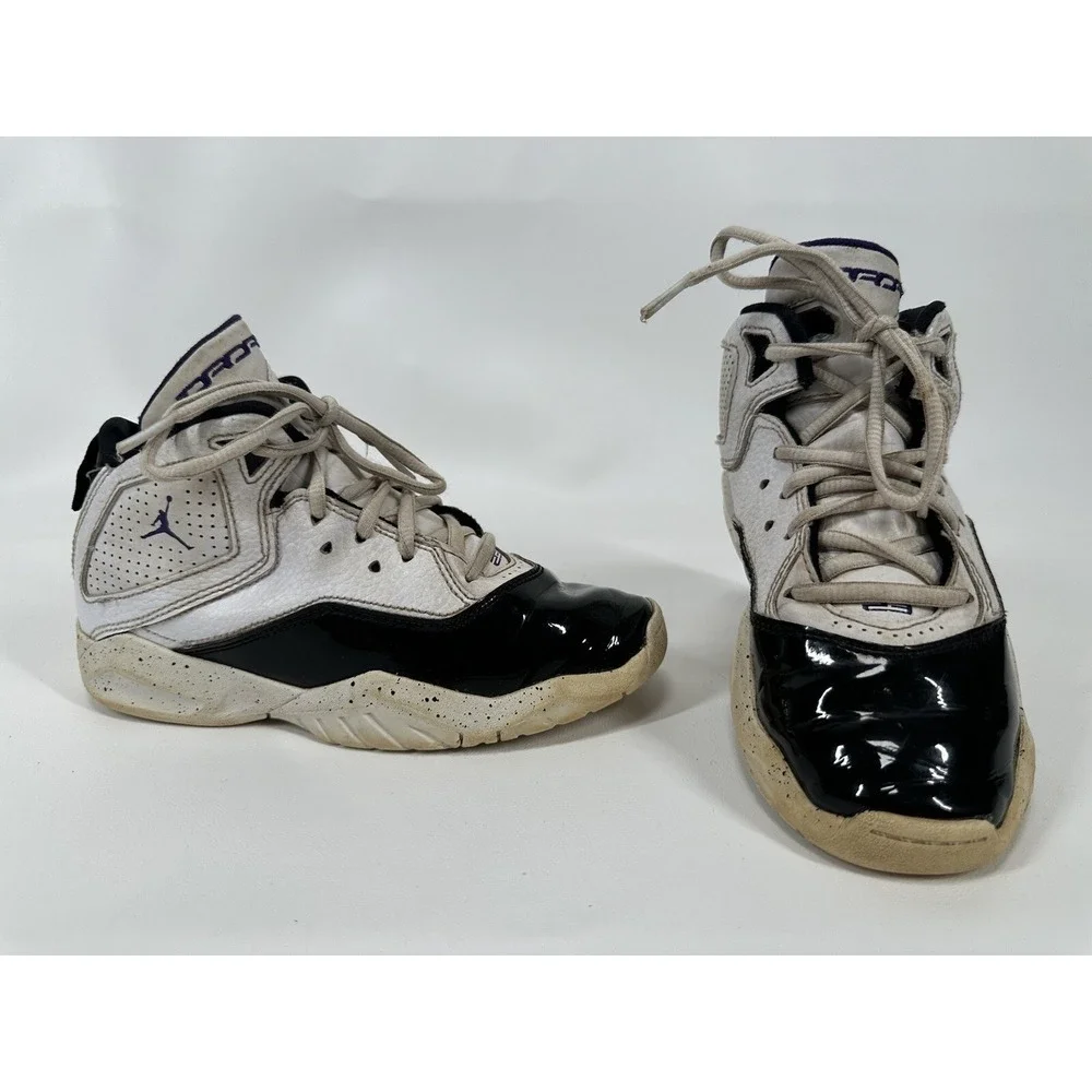 Nike Air Jordan B'Loyal CK1426-115 Boys Size Youth US 1 Y White Court Purple‎